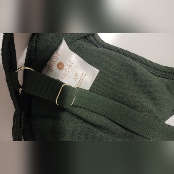 🆕 Shade & Shore green swim top - Picture 4 of 5